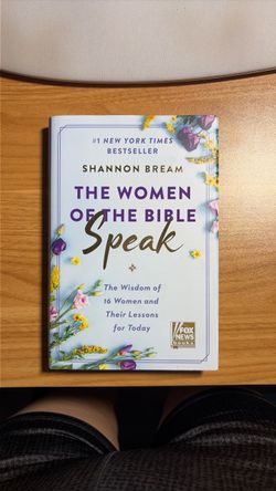 Christian Books: The Women of the Bible Speak by Shannon Bream