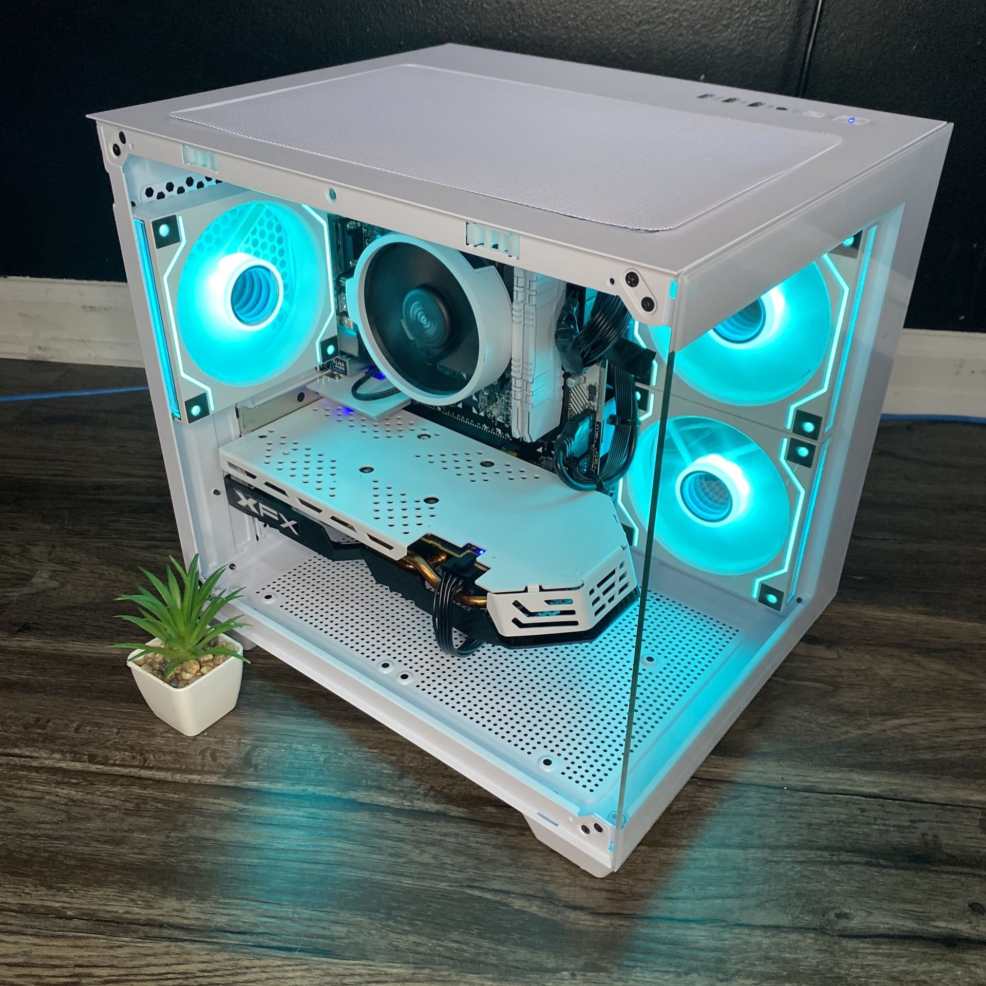 White Gaming PC (RX 580 8GB + AMD Athalon 3000G)