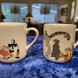 Walt Disney Prod.”Alice In Wonderland” & “The Jungle Book” Gold Rim Vintage Coffee Mugs Pair