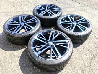 Toyota Camry wheels 225/40/19" Michelin