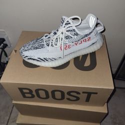 Yeezy Boost 350 V2
