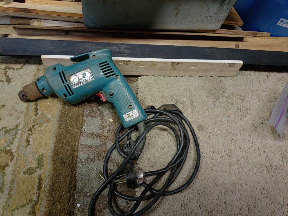 Makita Model 6510LVR Corded 3/8" Drill