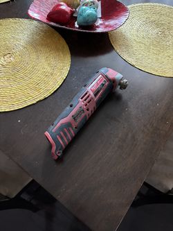 Milwaukee M12 Multi Tool