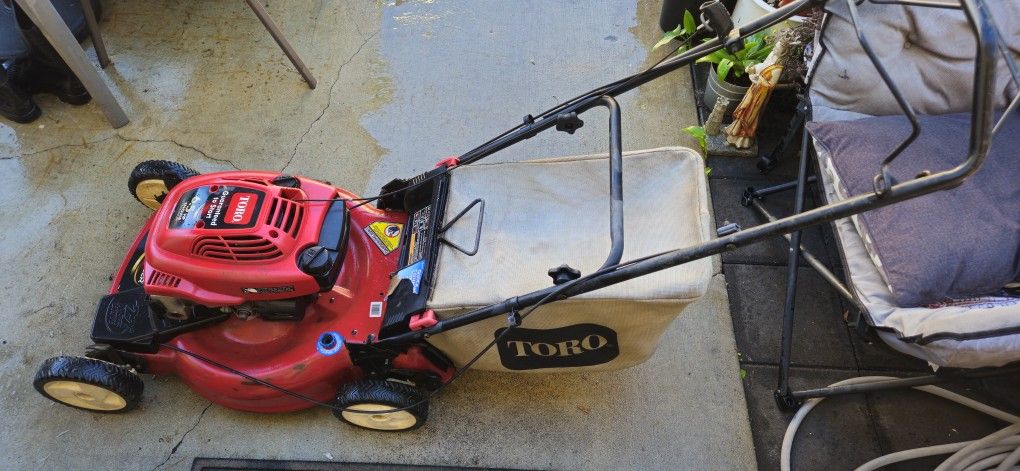22in Toro Recycler Self Propelled Lawnmower-Big 6.50 Engine