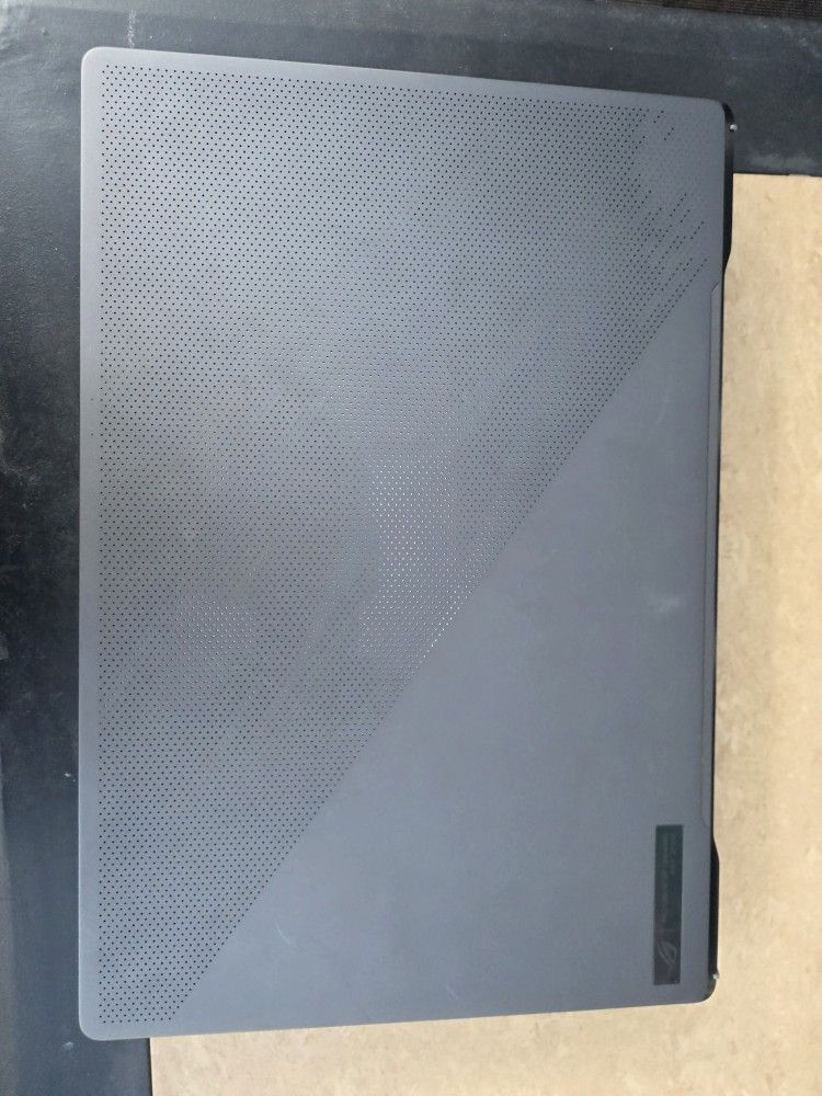 Asus Rog Zephyrus G16