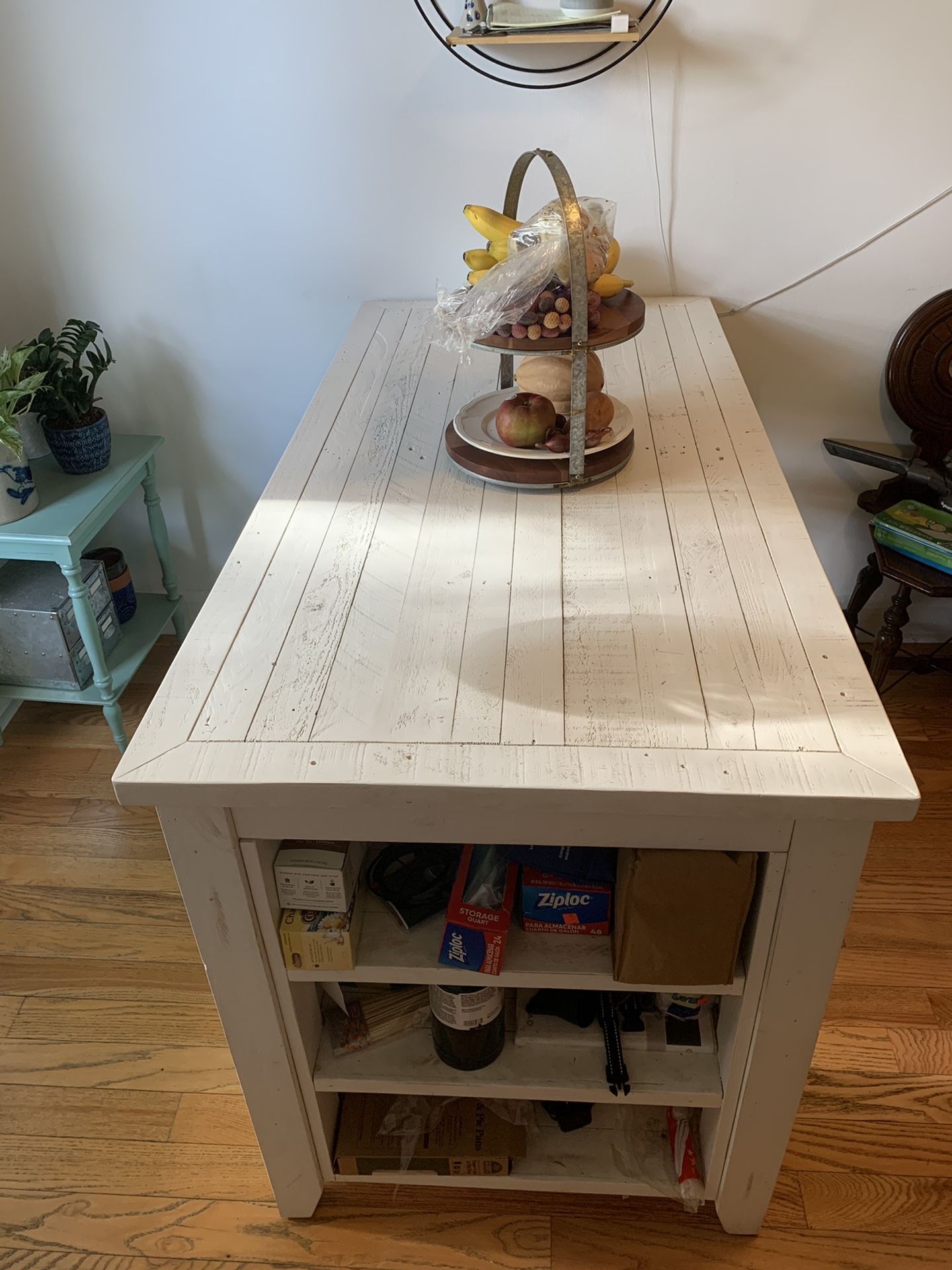 Fairway Farmhouse table