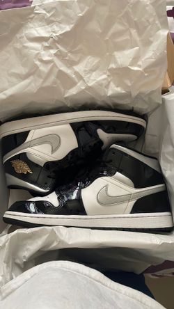 Jordan 1's  mid
