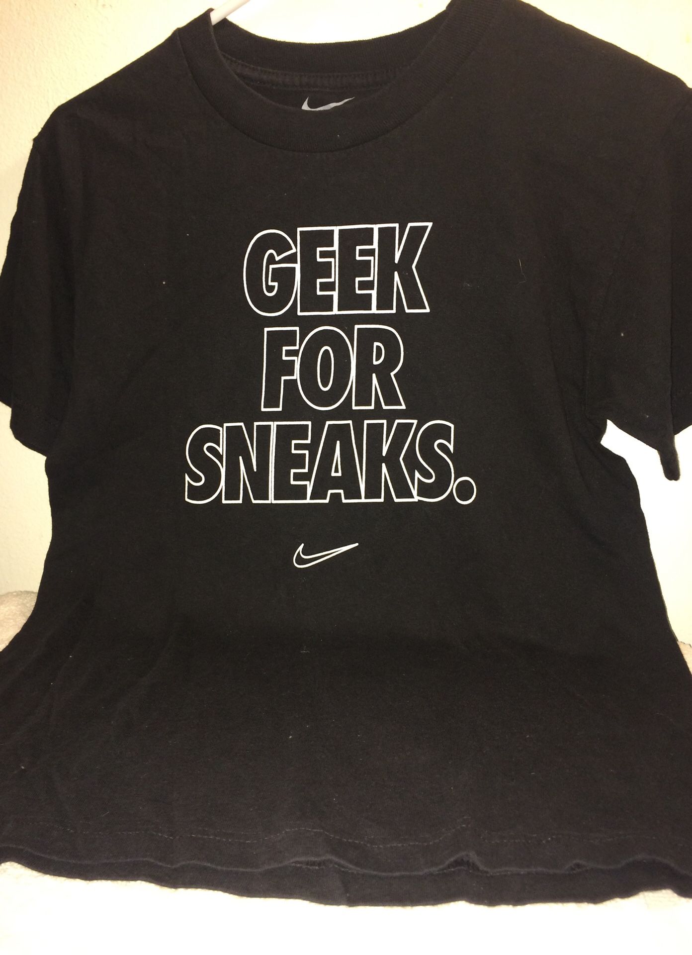 Nike boys shirt