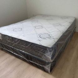 QUEEN Size Mattress With Box Spring set Plush Queen Size 