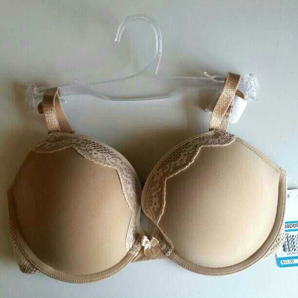 NEW with Tags 30DDD b.tempt'd by Wacoal Bra for Sale in Mesa, AZ