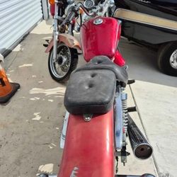 Motorcycle. SUZUKI GZ250