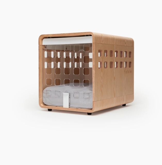 Fable Crate – Medium (Signature Finish) with bed included.