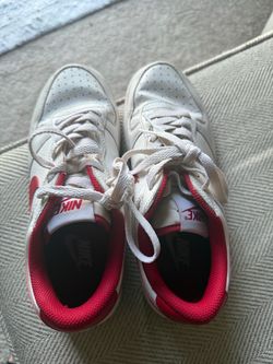 Nike Low-Top Sneakers White and Red