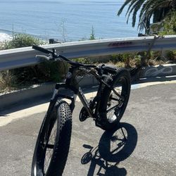  Mountain Bike  Fat Tire 26” 