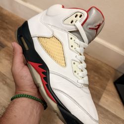 Air Jordan 5 Retro ‘Fire Red/Silver Tongue’ size 10.5 DA1911-102
