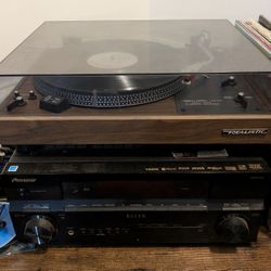 Pioneer A/V Receiver With Turntable