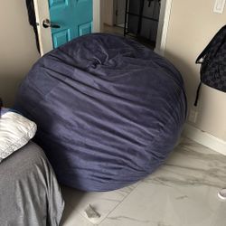 BIG JOE LARGE PLUSH