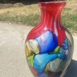 Beautiful Murano Style Vase 13 1/2 Inches Tall