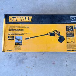 DEWALT 20V MAX 550 PSI 1.0 GPM Cold Water Cordless Battery Power Cleaner with 4 Nozzles (Tool Only)