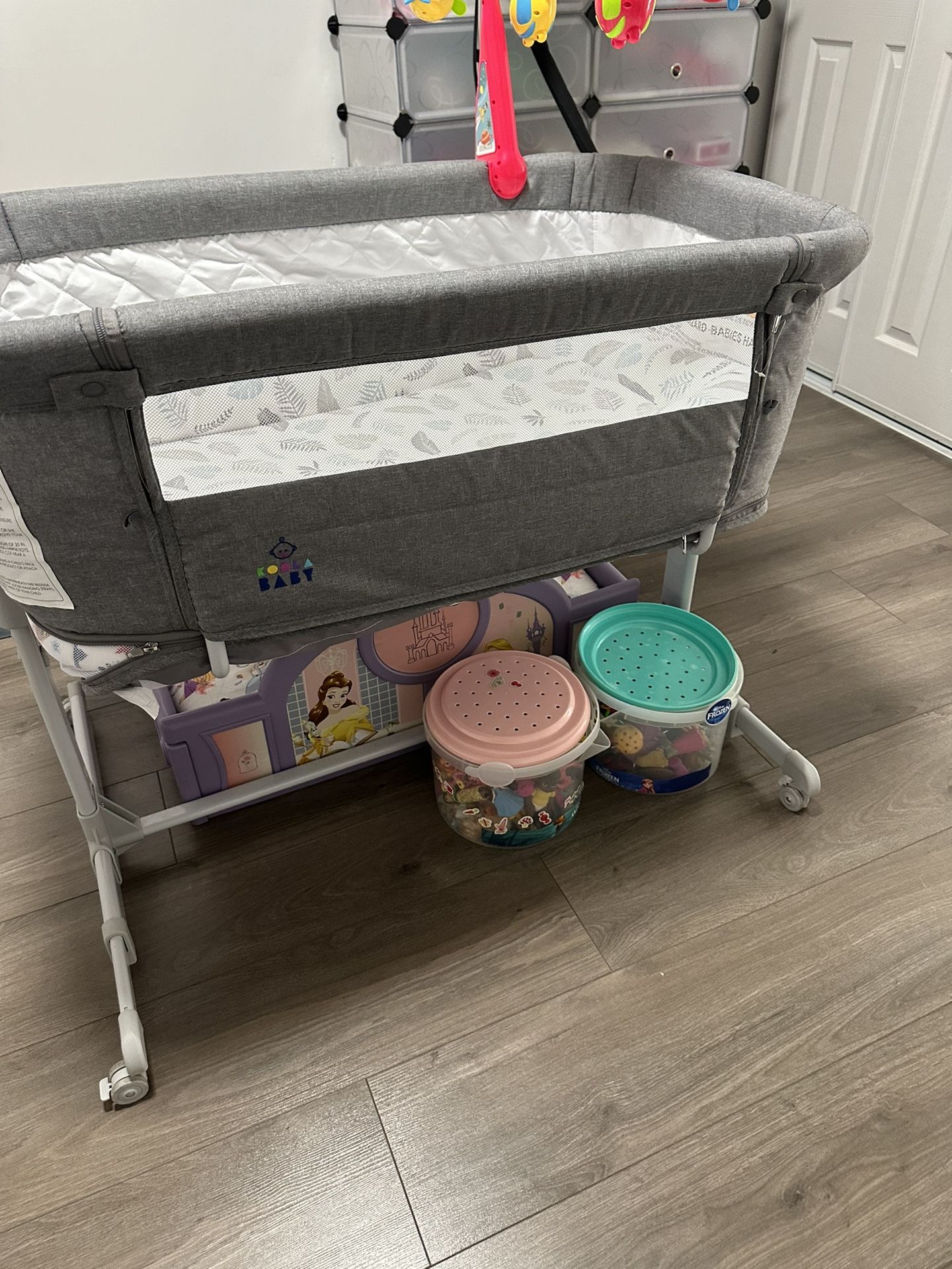 Koala Baby Bassinet And Mobile