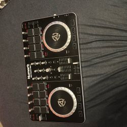 Numark MIXTRACK PRO II - DJ Deck