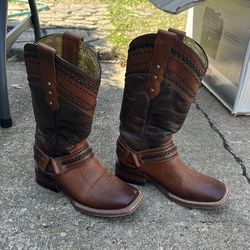 5.5 cowgirl boots