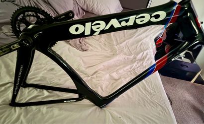 Cervélo S5 Team Carbon Aero Road Frame & FSA Carbon Crankset (54cm)