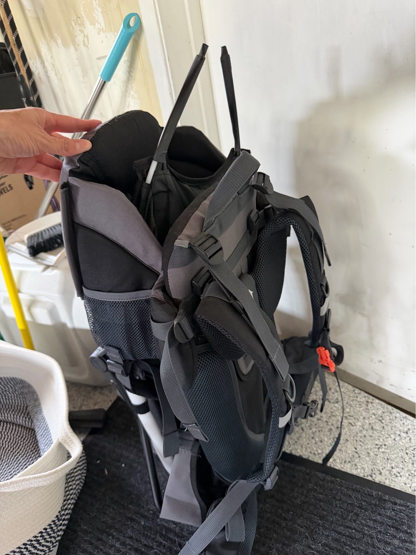 donkey 5 bugaboo duo Color:80L Brown Herschel Survey Backpack 20 Product Type:Infant Car Seat small enough to fit