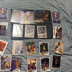 Kobe Bryant 22 Card Lot Including Two Rookies
