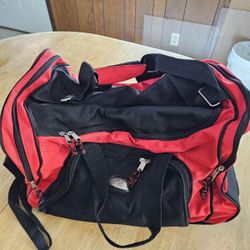 Gym Bag With Wheels