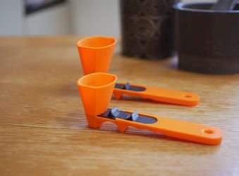 Scoop And Slide Pre-workout Scooper