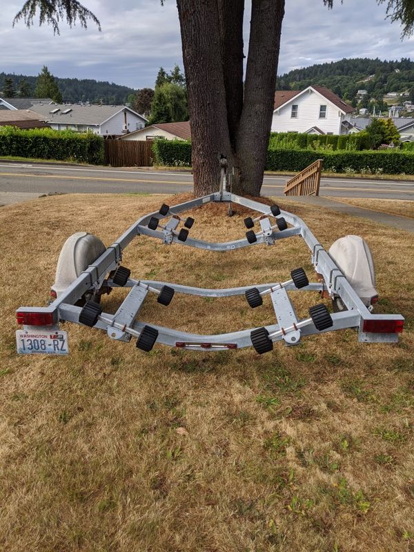 EZ LOADER Boat trailer for Sale in Gig Harbor, WA OfferUp