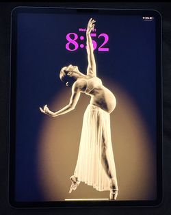 iPad Pro 12.9” (3rd Gen) 256GB Wi-Fi + Cellular – Like New – Full Set