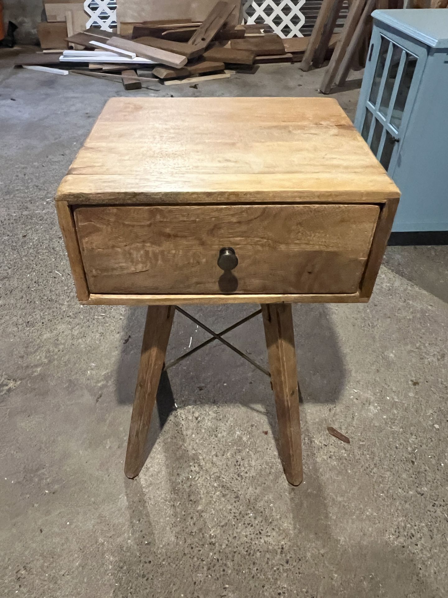Nightstand / Coffee Table