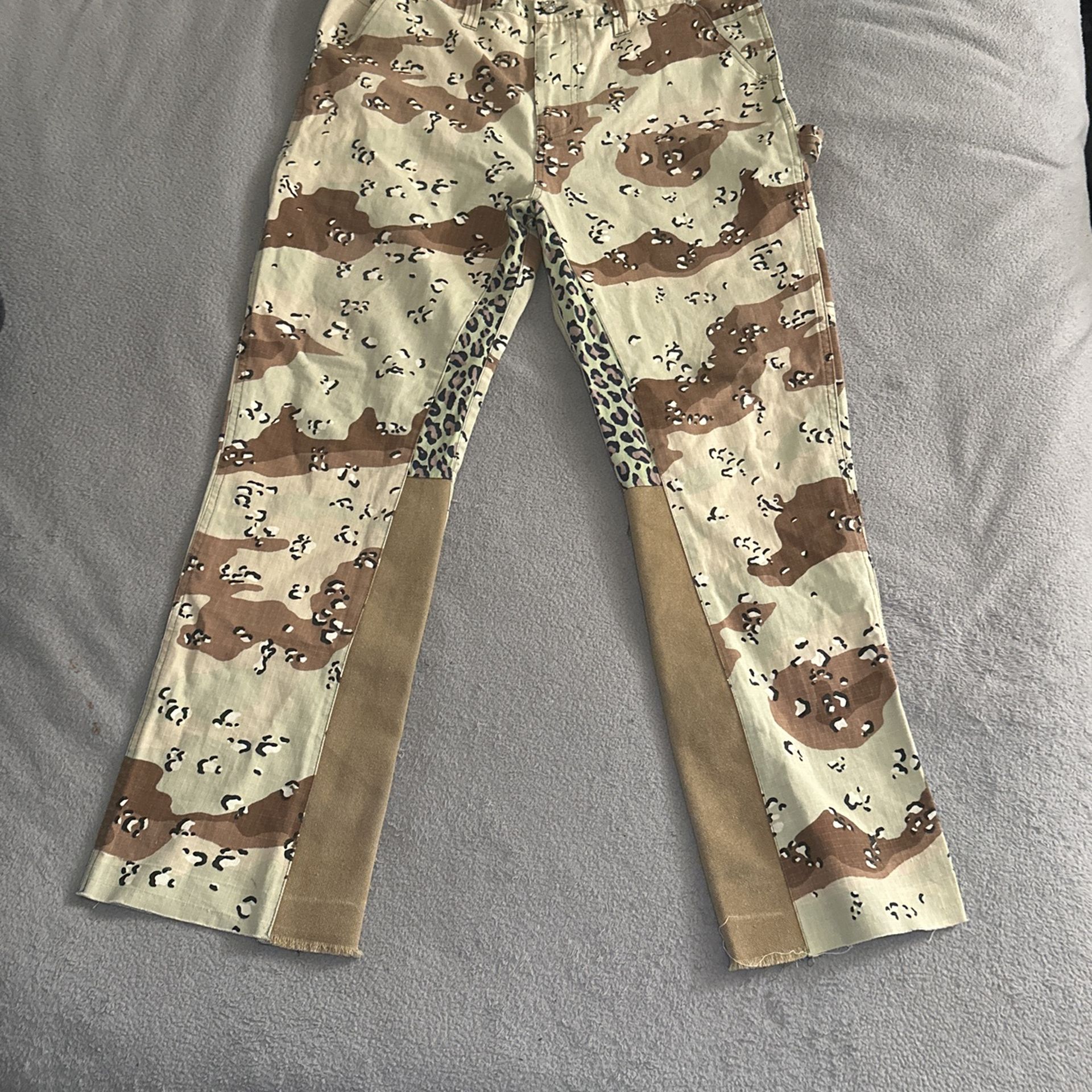 Gallery Dept Flare pants camo SS22