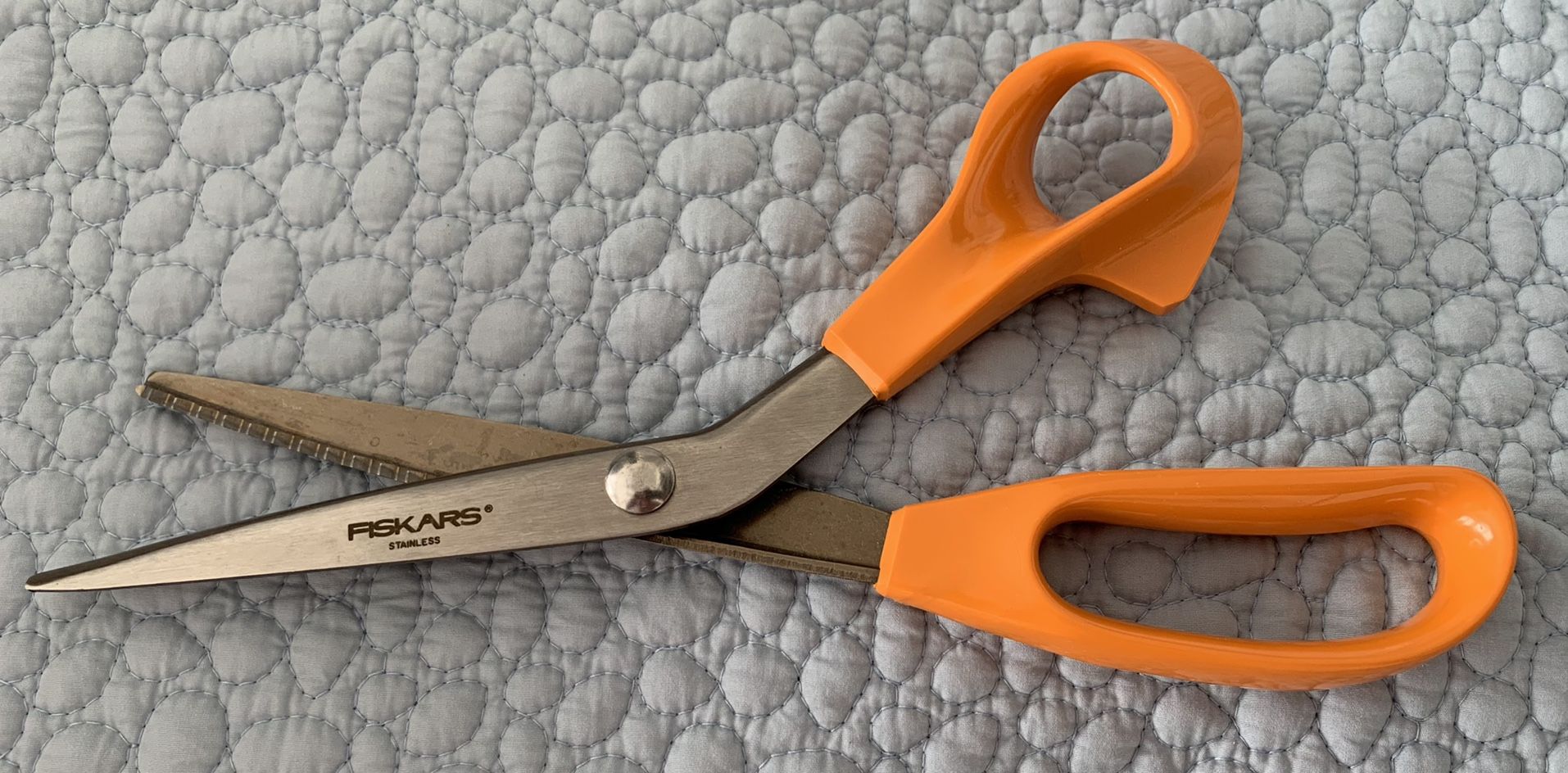 Fiskars Stainless Pinking Shears