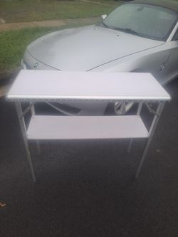  TWO SHELVES  UNIVERSAL TABEL