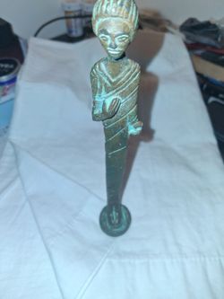 Escultura Etrusca, de Bronze 10 inches Aprox.