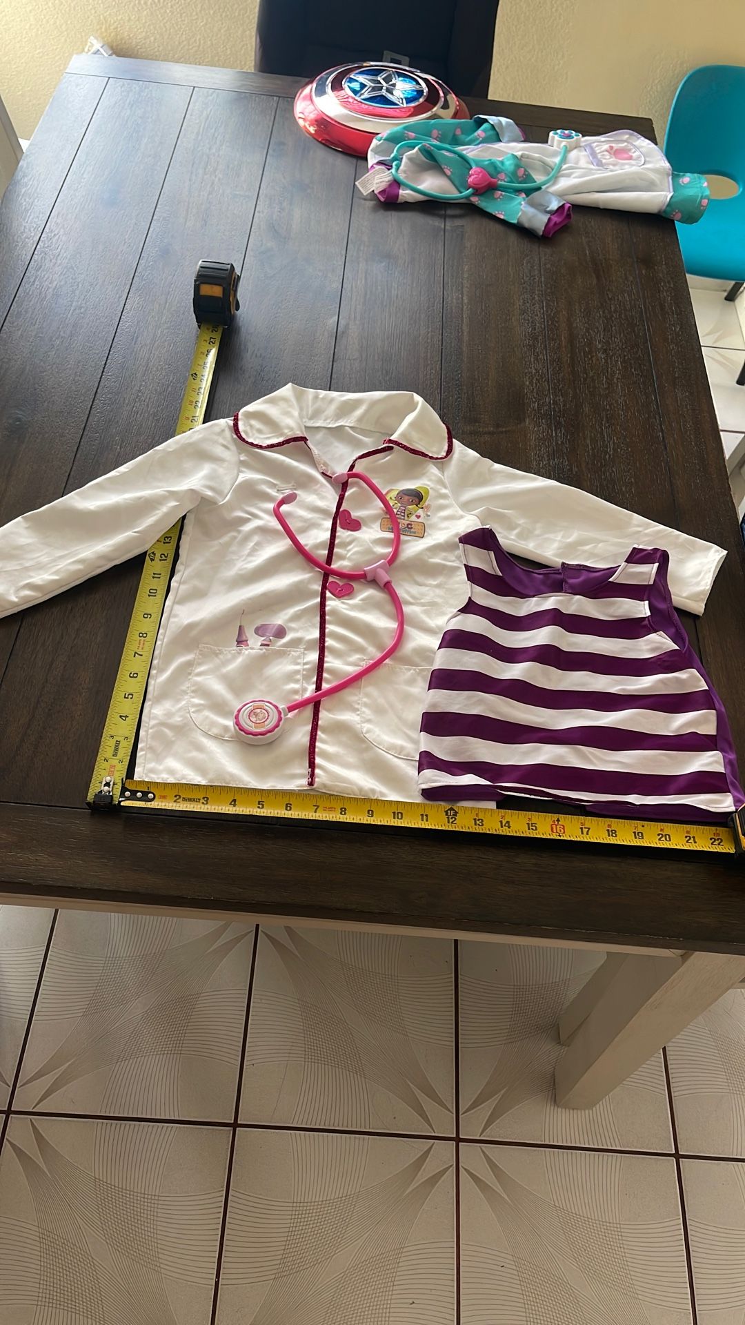 dr mcstuffin costume Sz 4