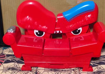 Crab-Shaped Kids Toy Organizer or Game