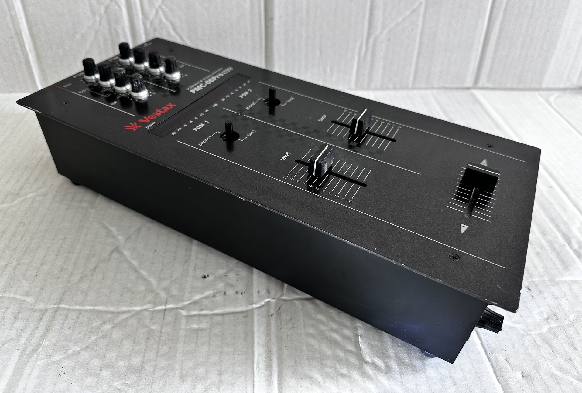 Vestax PMC-06 Pro VCA Black 2ch DJ Mixer Audio Mixing Controller