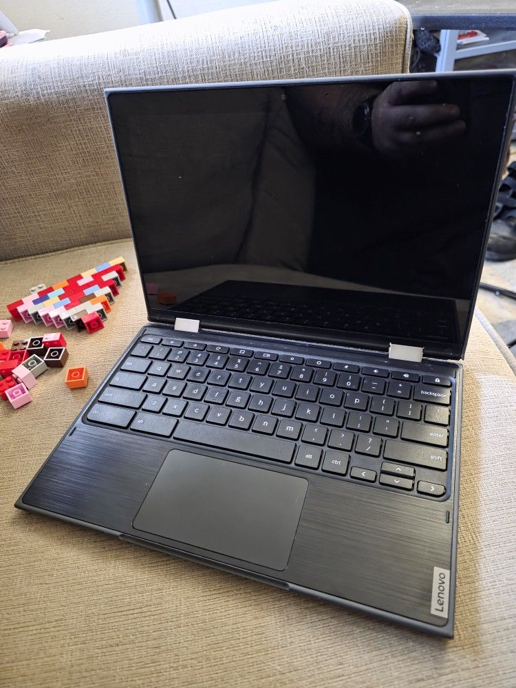 Lenovo 300e Chromebook (2nd Gen)