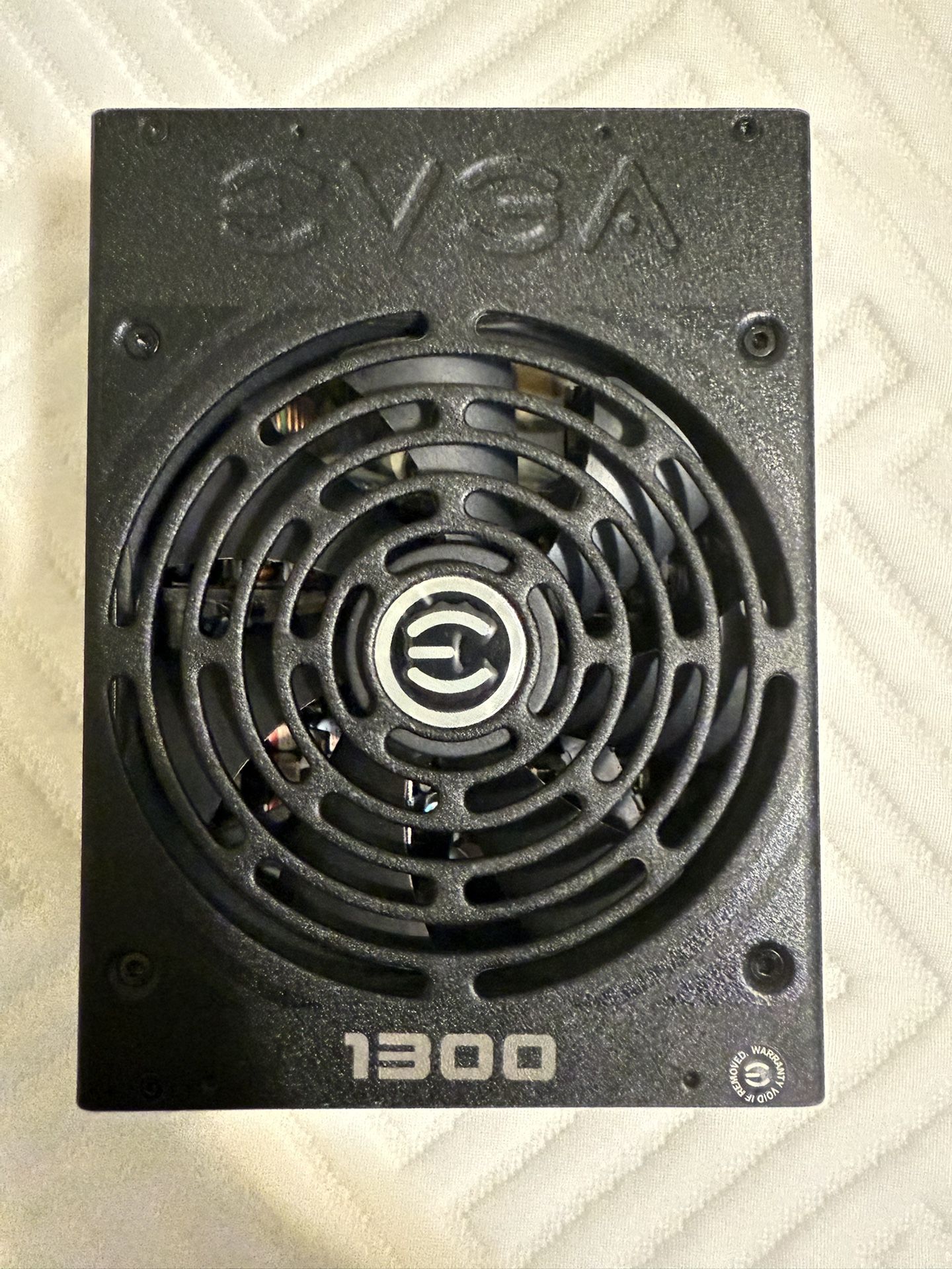 EVGA SuperNOVA 1300 G2 80+ GOLD, 1300W Fully Modular 