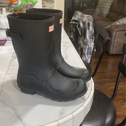 Hunter Boots ,, Size 7