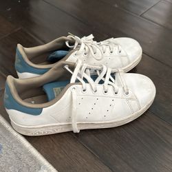 Adidas size 4 1/2