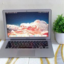 Apple MacBook Air 13” I5/8GB/256GB SSD $180