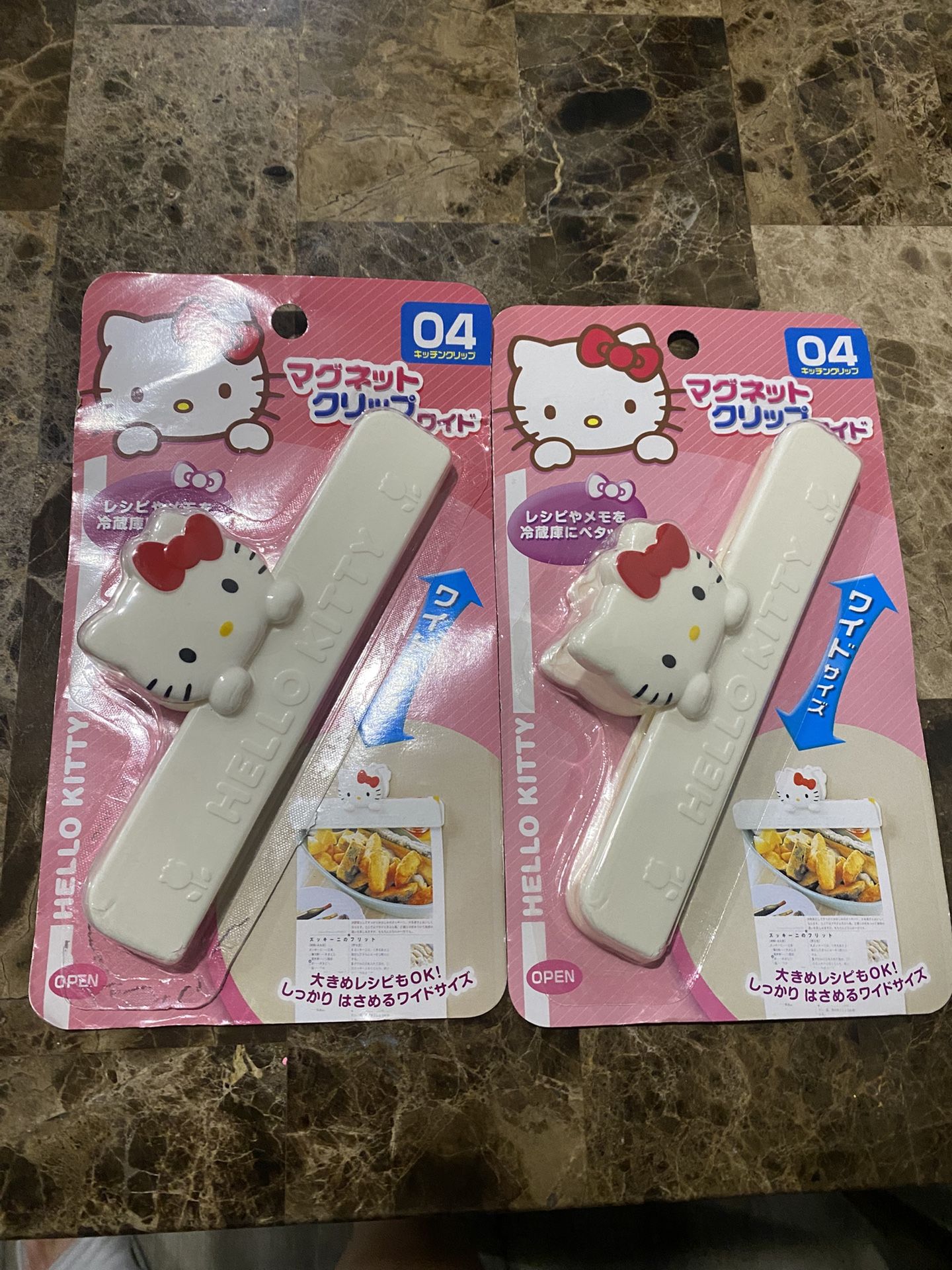 Hello Kitty Magnetic Clips
