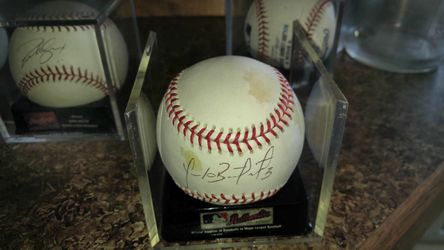 Seattle Mariners autographed ball