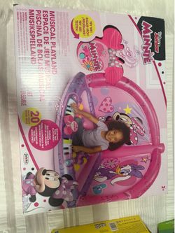 Minnie Mouse Ball Pit