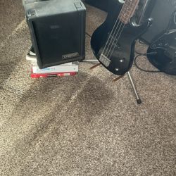 4 String Base And Amp With 15$ Purchase Of See Pic